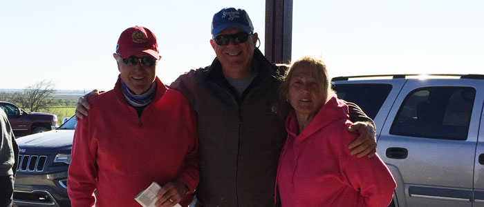 Open judges Mitch and Linda Patterson congratulate Ed  on AM Placement.
